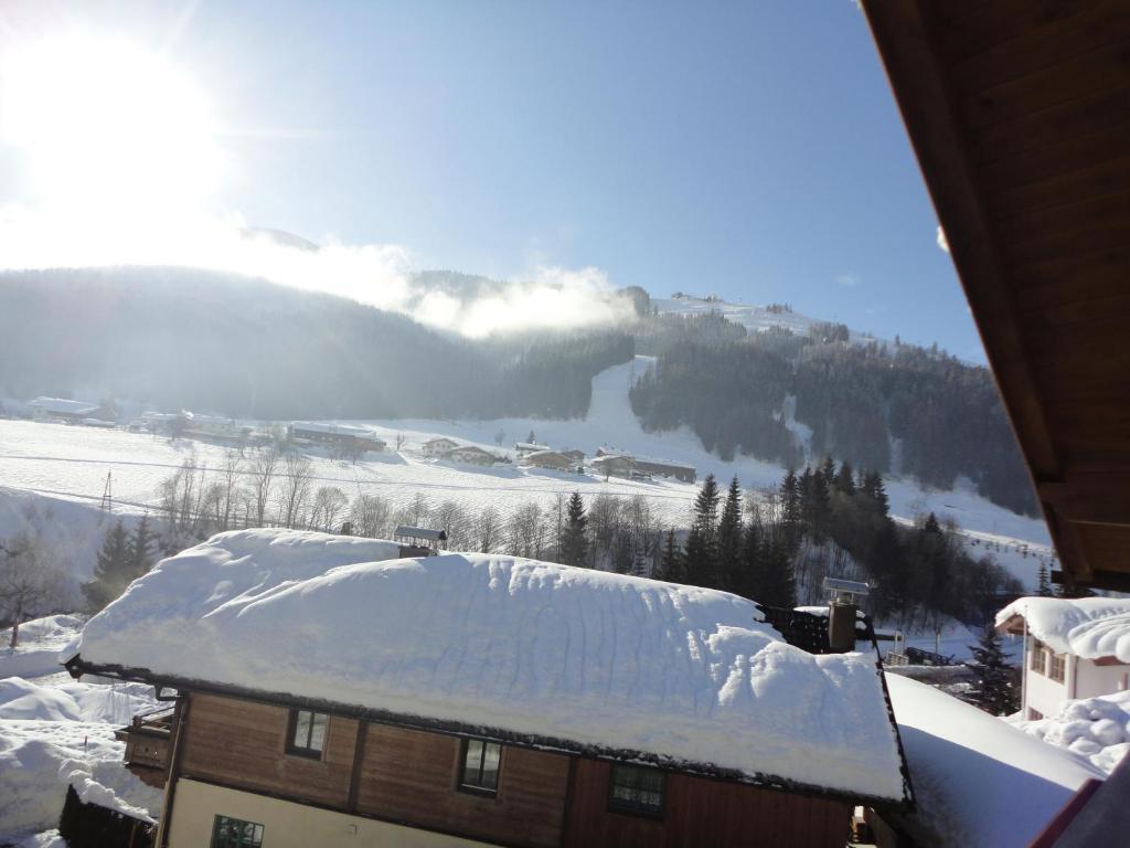 Gasthof Brentwirt Guest House Леоганг Екстериор снимка