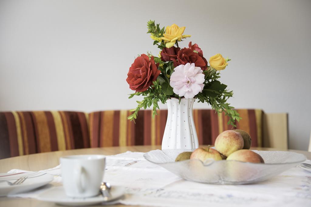 Gasthof Brentwirt Guest House Леоганг Стая снимка