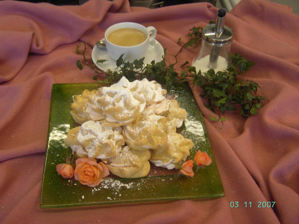 Gasthof Brentwirt Guest House Леоганг Екстериор снимка