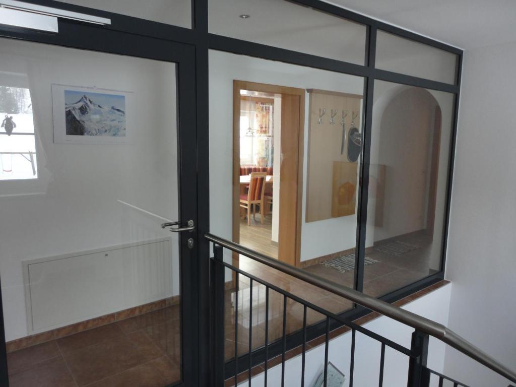 Gasthof Brentwirt Guest House Леоганг Стая снимка